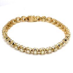 7' Tennis bracelet with crown head prong set (32) round diamonds.  D7.77ct.t.w.