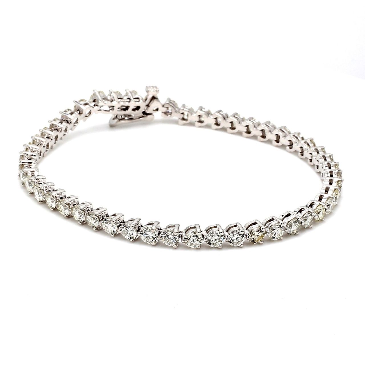 7' Tennis bracelet with 3-prong set (48) round diamonds.  D7.12ct.t.w.