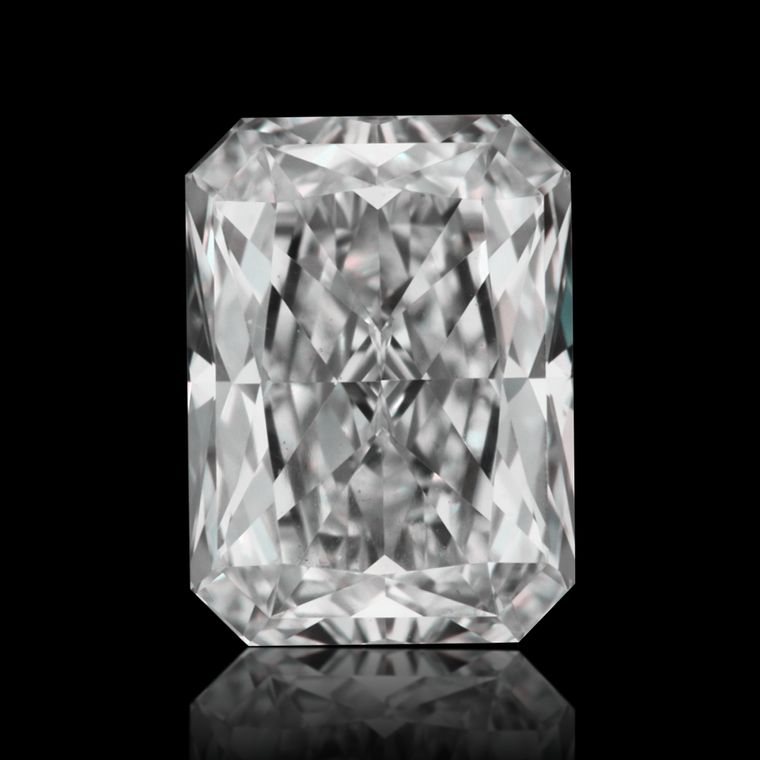 Radiant 0.72ct E VS2