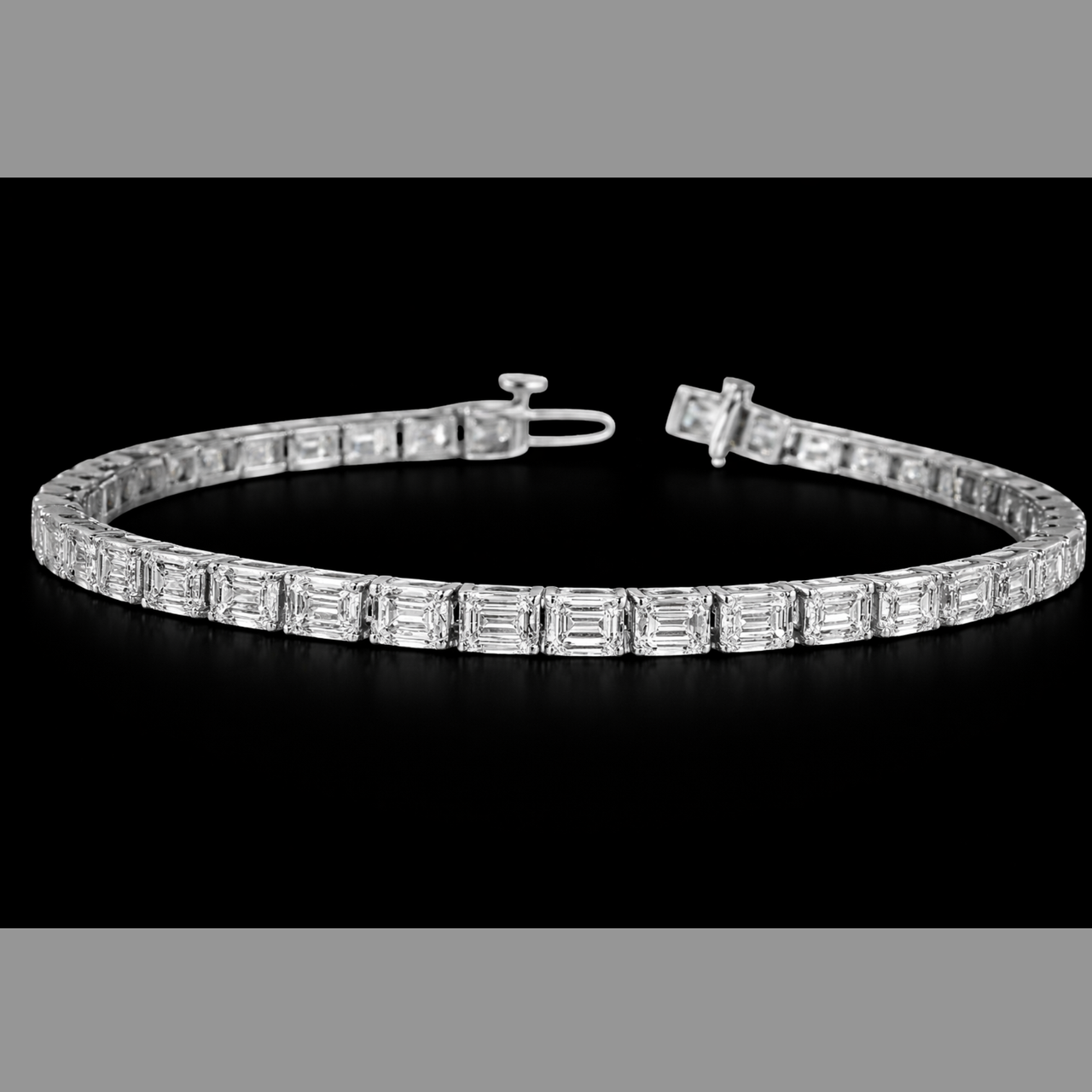 7.75CTS EMERALD CUT BRACELET 