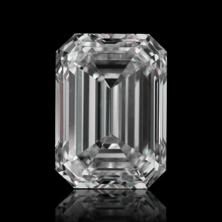 Emerald 1.01ct H VS2