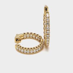 0.75' Inside out hoop earrings in yellow gold with U-prong set round diamonds.  D0.97ct.t.w.