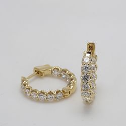 0.75' Inside out hoop earrings in 18K YG with U-prong set (24) round diamonds.  D2.52ct.t.w.