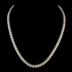 Stunning 27.12 Carat Straight-Line Necklace FG VS1-VS2