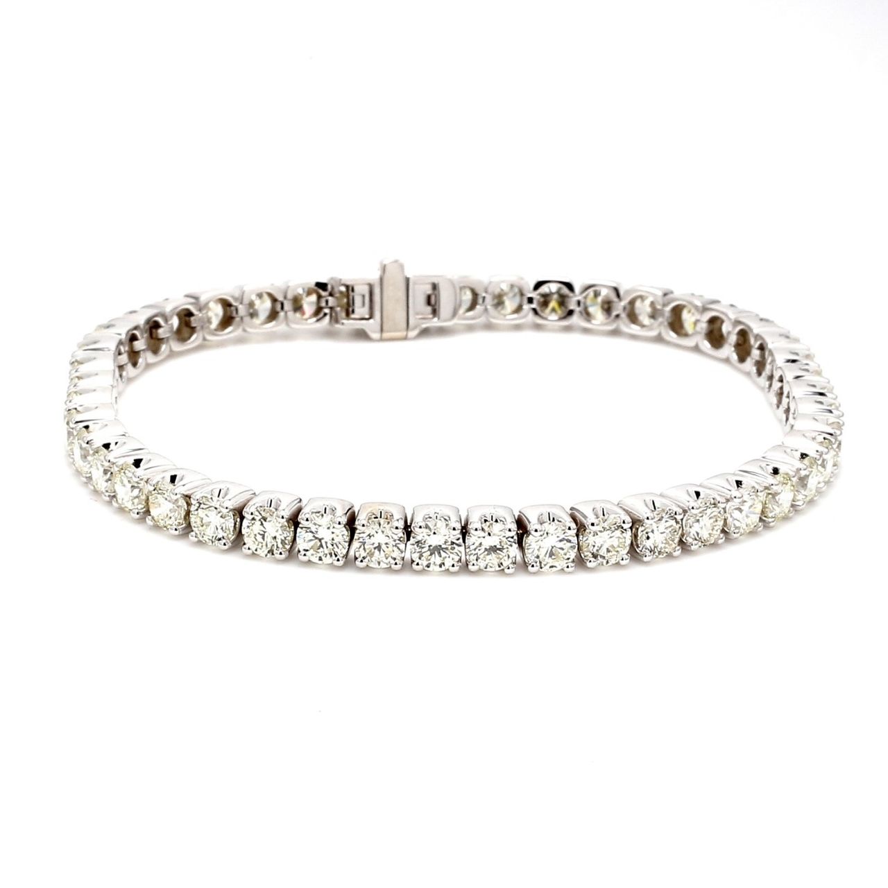 7' Tennis bracelet with prong set (45) round diamonds.  D9.56ct.t.w.