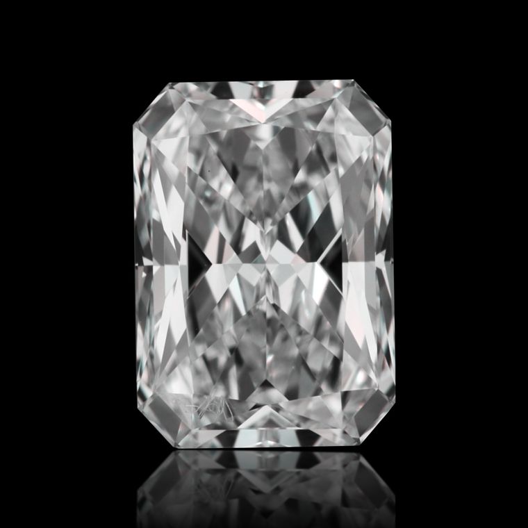 Radiant 0.70ct F VS1