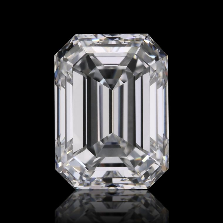 Emerald 0.70ct D VVS2