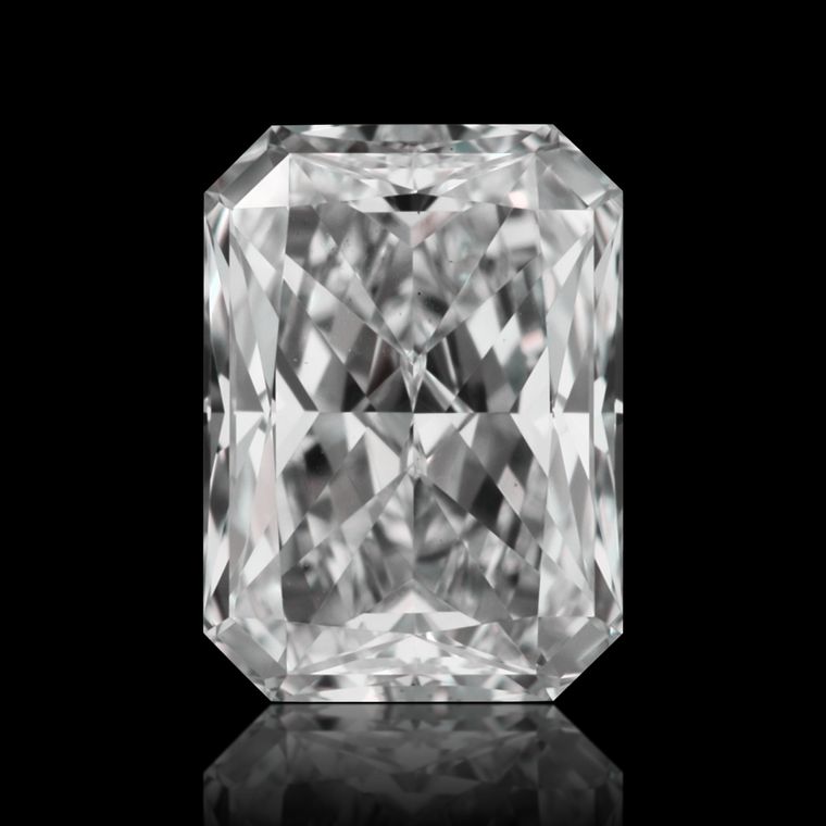 Radiant 0.70ct F VS1