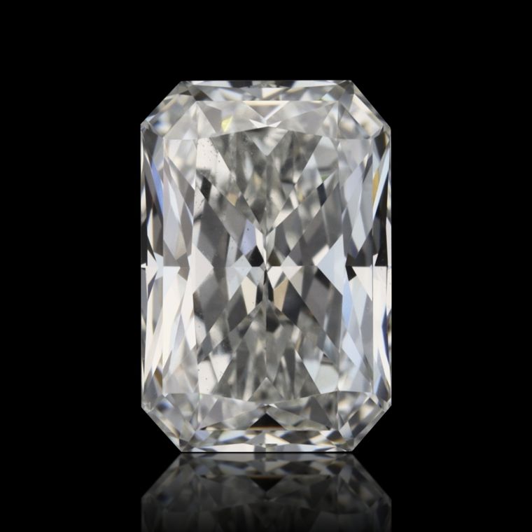 Radiant 0.72ct G VVS2