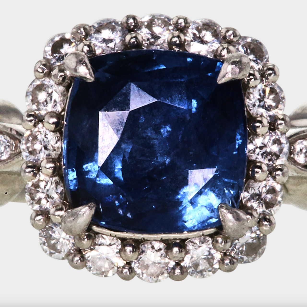 Unheated 2.58Cts Blue Sapphire GIA Ring GIA# 6194835507