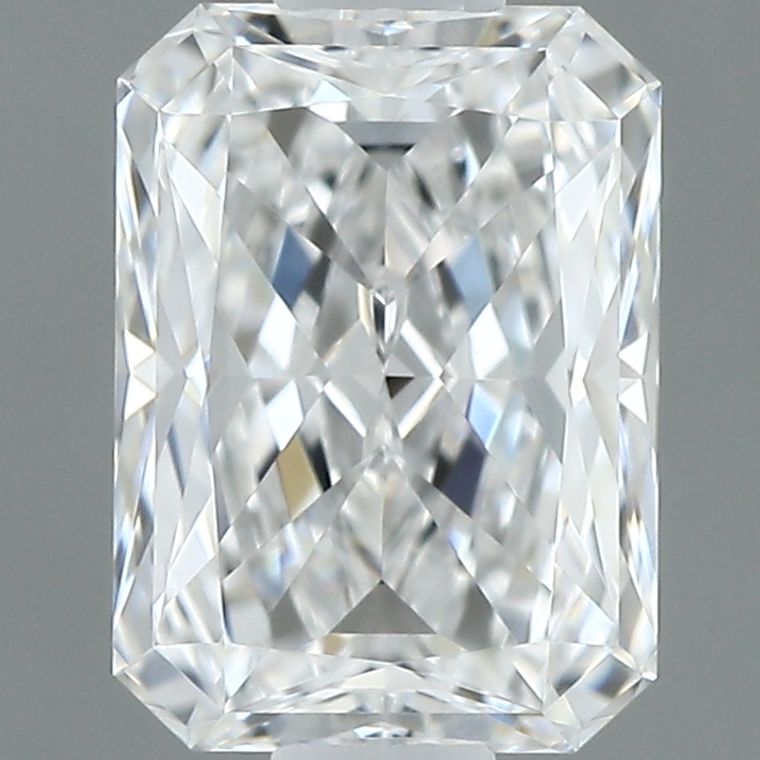 Radiant 0.71ct E VVS2