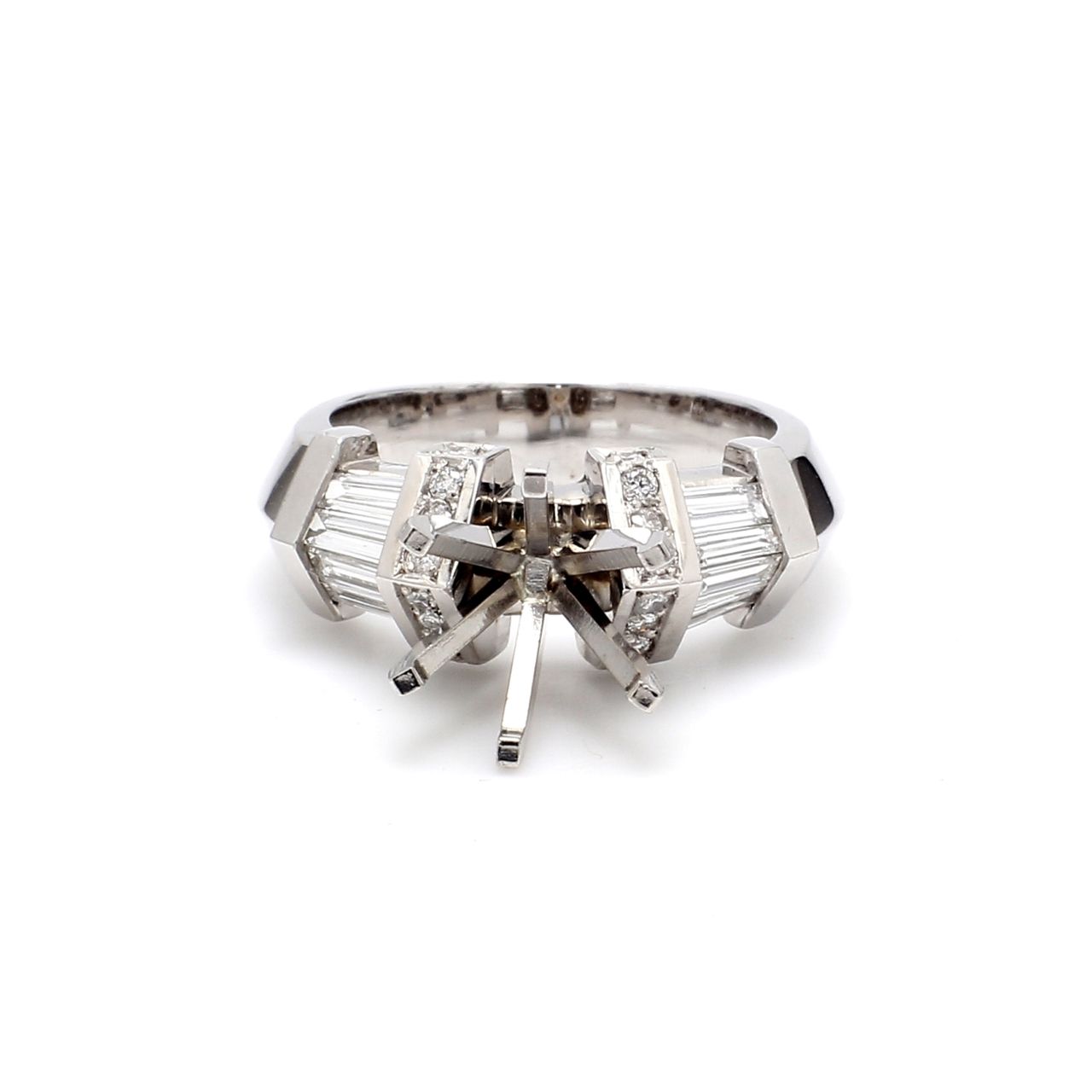 Semi-mount with baguette & round diamonds.  D0.77ct.t.w.