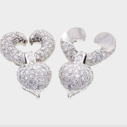 7.65Cts Natural Diamond Pair of Pendants Platinum