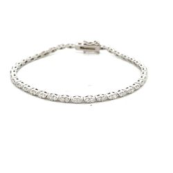 7' Tennis bracelet with prong set round diamonds.  D1.75ct.t.w.