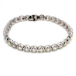 7' Tennis bracelet with crown head set (32) round diamonds.  D7.66ct.t.w.
