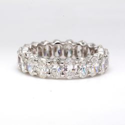 Eternity band with shared prong set (20) oval diamonds.  D4.64ct.t.w.