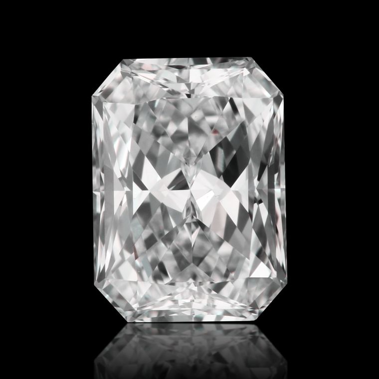Radiant 0.70ct F VS1
