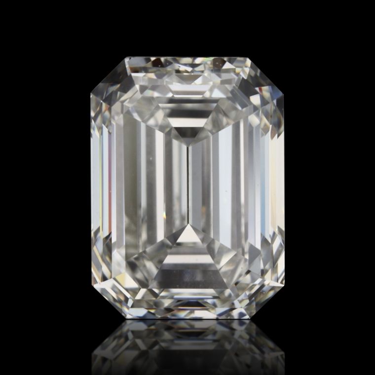 Emerald 0.70ct H VS1