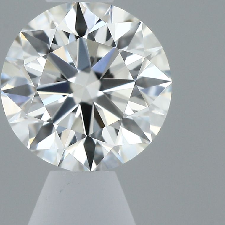 Radiant 0.71ct F VVS1