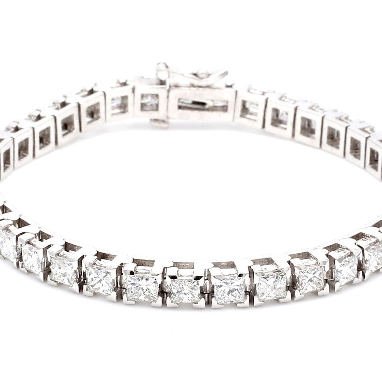 7' Tennis bracelet in platinum with with (37) princess cut diamonds.  D10.93ct.t.w.