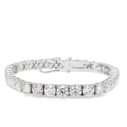 7' Tennis bracelet with 4-prong set round diamonds.  D9.83ct.t.w.