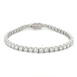 7' Tennis bracelet with prong set (44) round diamonds.  D9.10ct.t.w.