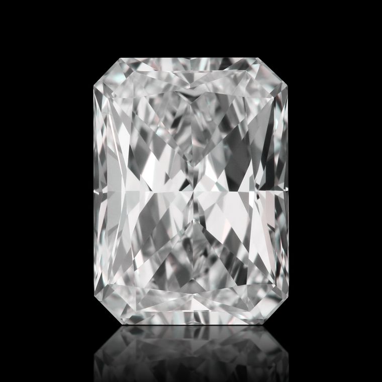Radiant 0.71ct E VVS2