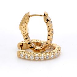 0.75' Inside out hoop earrings in yellow gold with shared U-prong set round diamonds.  D0.92ct.t.w.