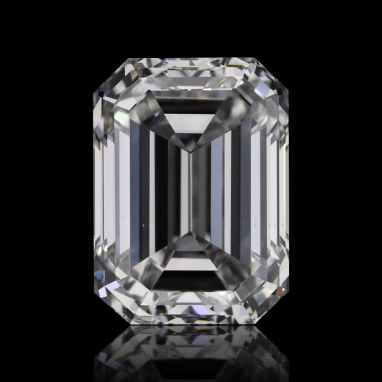 Emerald 0.90ct D VS2