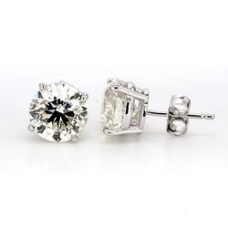 Push back stud earrings with 4-prong set USA certified I/SI2 round diamonds.  D4.01ct.t.w.