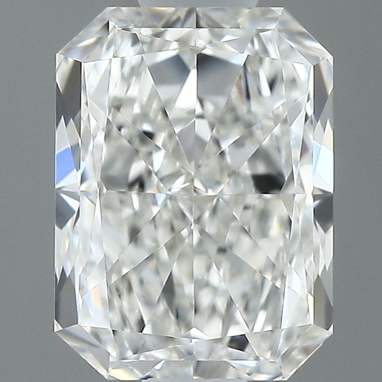 Radiant 0.70ct G VVS2