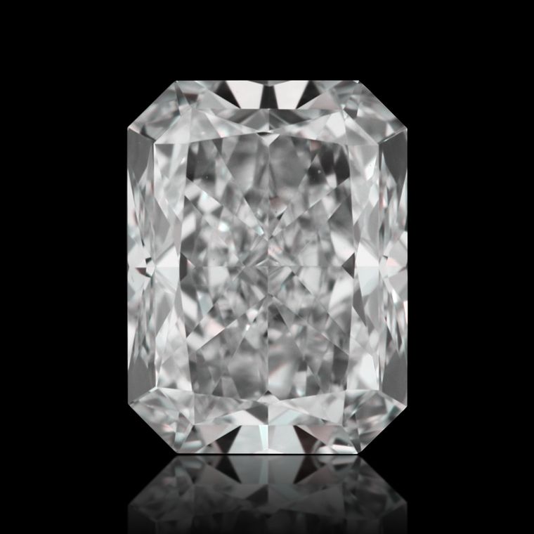 Radiant 0.70ct E VVS2