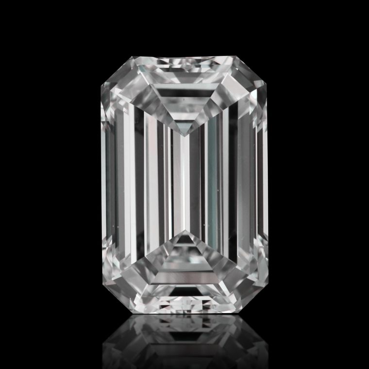 Emerald 0.70ct D VS2