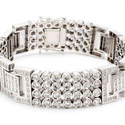 Bracelet with 4-row round diamonds.  D11.75ct.t.w.