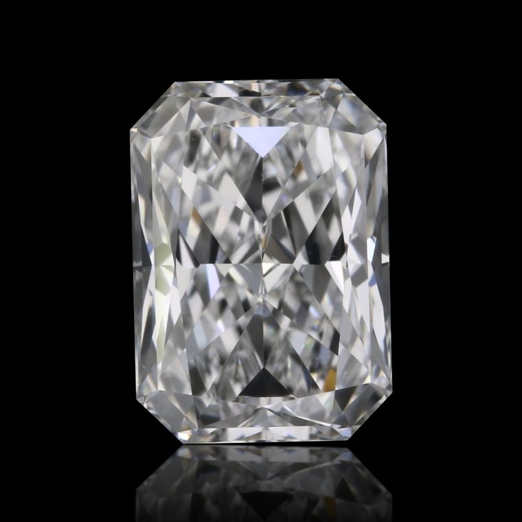 Radiant 0.70ct D SI1