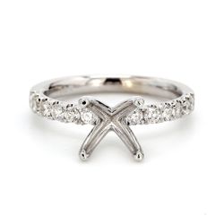 Semi-mount with U-prong set (11) round diamonds.  D0.45ct.t.w.