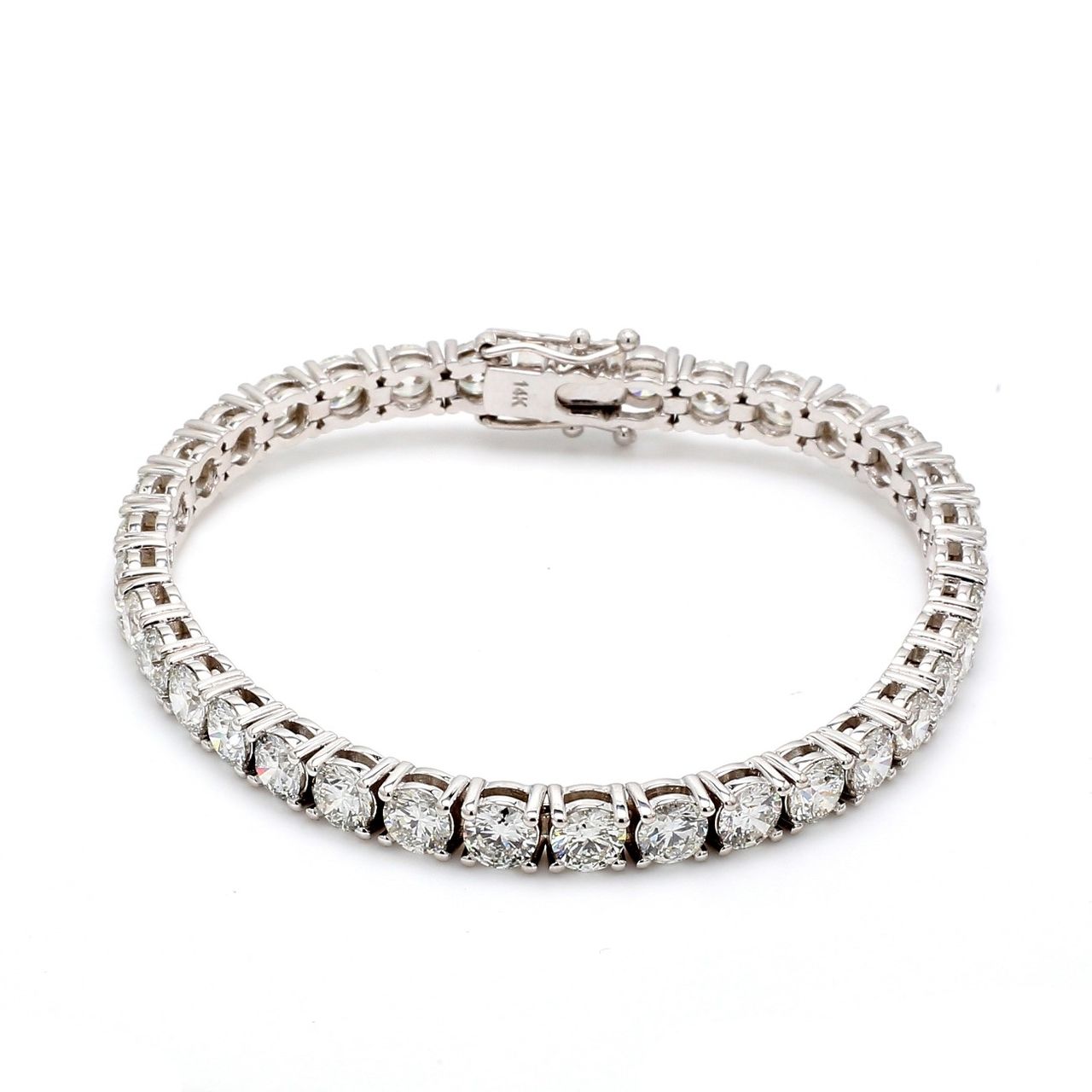7' Tennis bracelet with basket 4-prong set GIA certified G-I/SI1-SI2 (35) round diamonds.  D14.04ct.t.w.