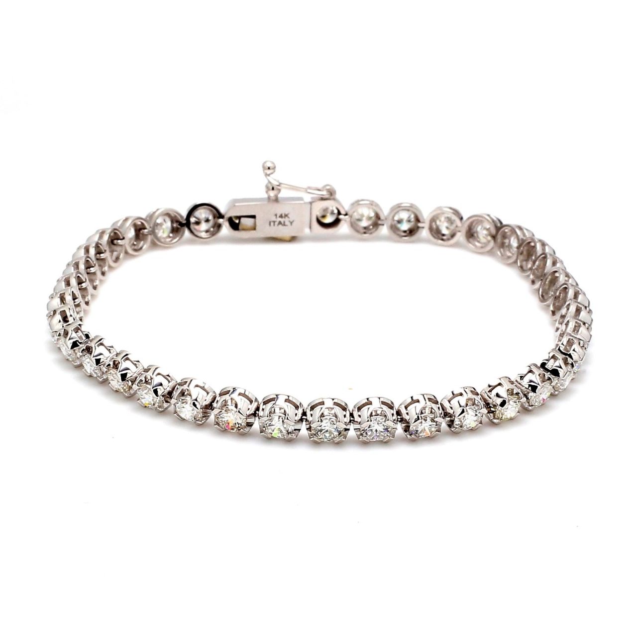 7' Tennis bracelet with crown head 4-prong set (38) round diamonds.  D5.49ct.t.w.