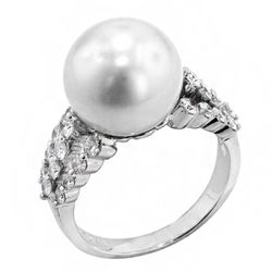 Pearl and Diamond Ring