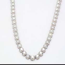 17' Straight line illusion tennis necklace with 4-prong set round diamonds.  D16.32ct.t.w.