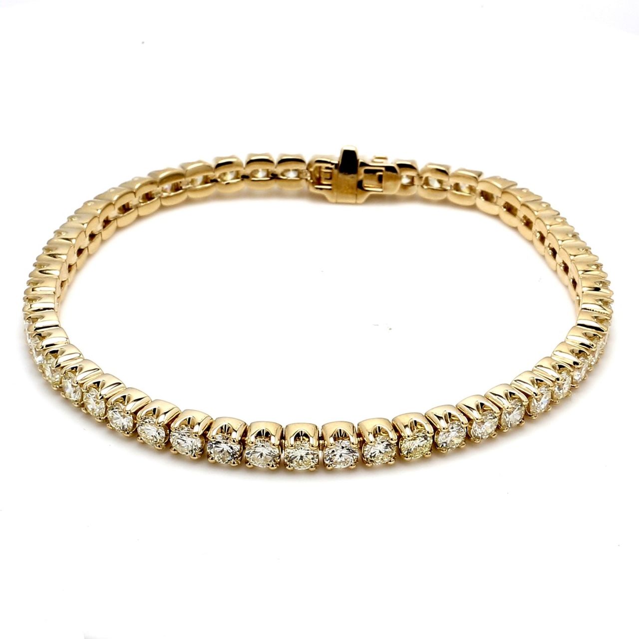 7' Tennis bracelet with 4-prong set (50) round diamonds.  D7.29ct.t.w.