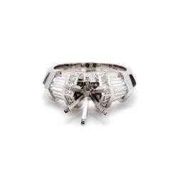 Semi-mount with baguette & round diamonds.  D0.77ct.t.w.