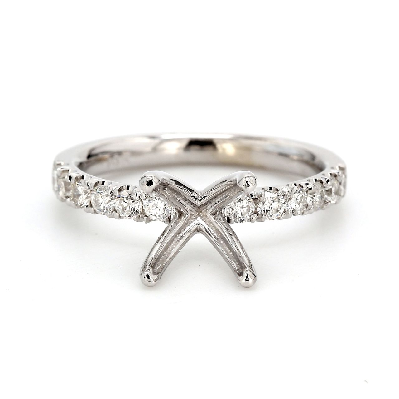 Semi-mount with U-prong set (11) round diamonds.  D0.45ct.t.w.