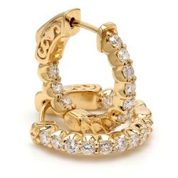 0.50' Inside out hoop earrings in yellow gold with U-prong set (24) round diamonds & with special spring lock.  D0.91ct.t.w.