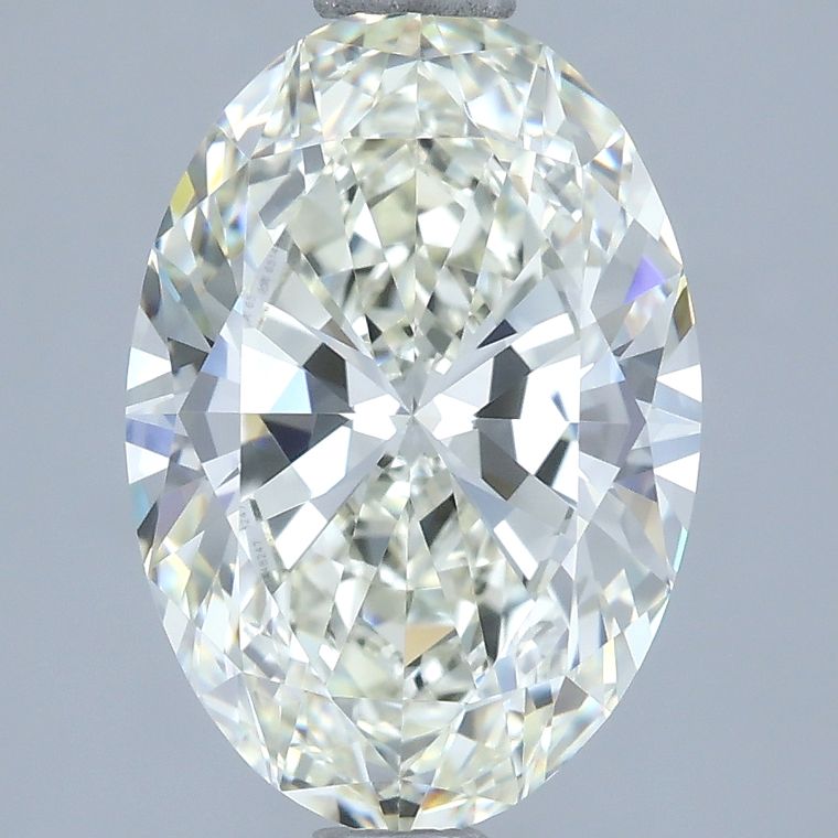 Oval 2.60ct J VVS1