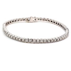 7' Tennis bracelet with crown head prong set (76) round diamonds.  D2.92ct.t.w,